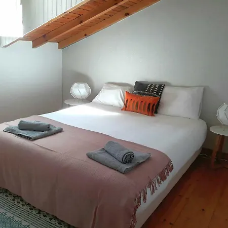 Charming In Authentic Neighborhood Apartman Lisboa